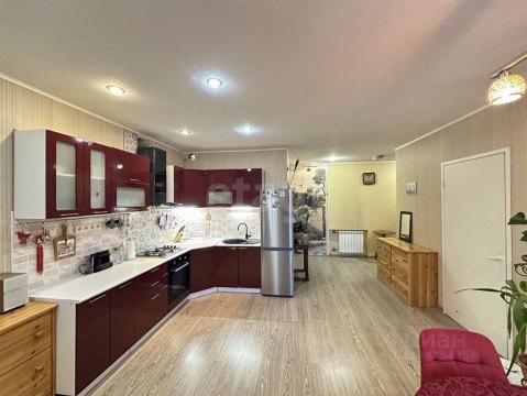 2-к квартира, 5/5 эт., 52м²